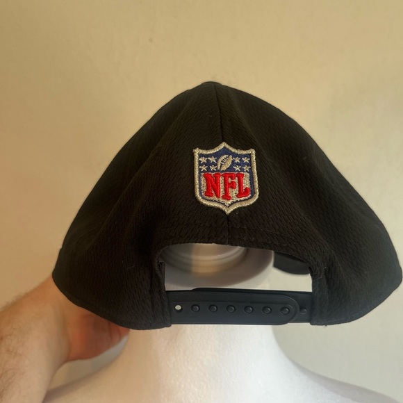 Men’s OSFM New Era Tampa Bay Buccaneers LIV Super Bowl Athleisure Hat - Picture 3 of 7